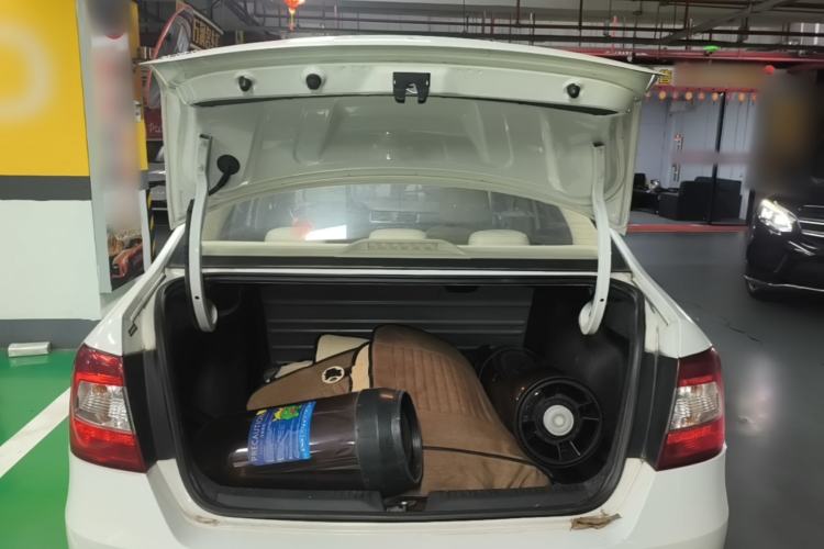 Used Skoda Rapid 2016 1.6L Automatic Chuanxing Edition Trunk