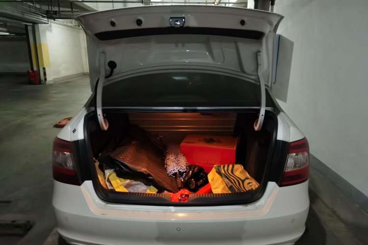 Used Skoda Rapid 2016 1.6L Automatic Chuanxing Edition Trunk