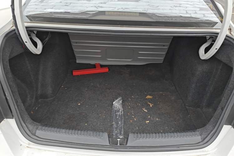 Used Skoda Rapid 2016 1.6L Automatic Chuanxing Edition Trunk