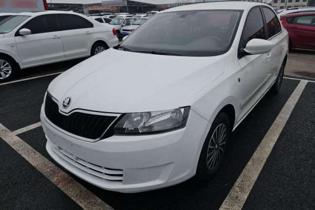 Used Skoda Rapid 2016 1.6L Automatic Front-Wheel Drive Model