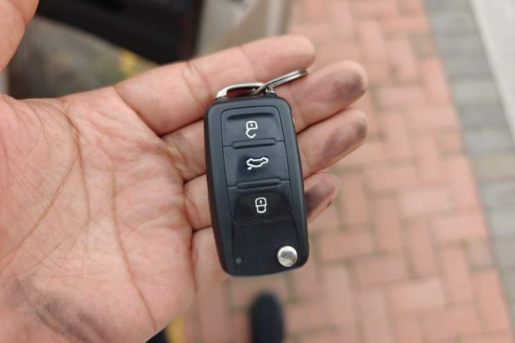 Used Skoda Rapid 2016 1.4L Manual Front-Wheel Drive Model Vehicle Key
