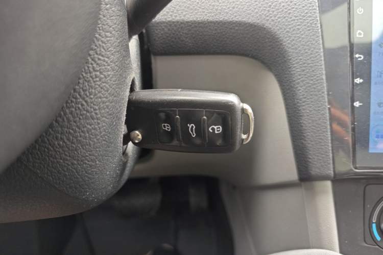 Used Skoda Rapid 2016 1.6L Automatic Chuanxing Edition Vehicle Key
