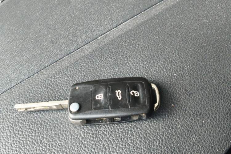 Used Skoda Rapid 2016 1.6L Manual Trend Edition Vehicle Key