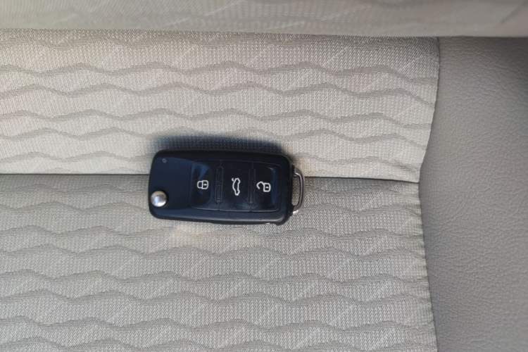 Used Skoda Rapid 2016 1.6L Automatic Chuanxing Edition Vehicle Key