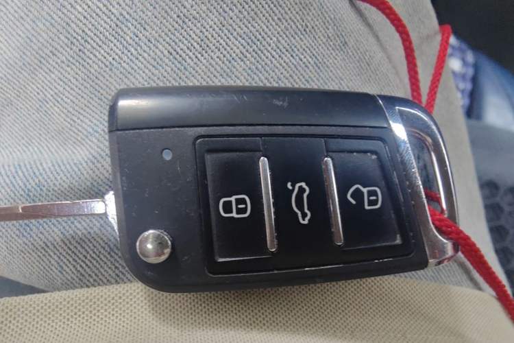 Used Skoda Rapid 2016 1.6L Automatic Chuanxing Edition Vehicle Key