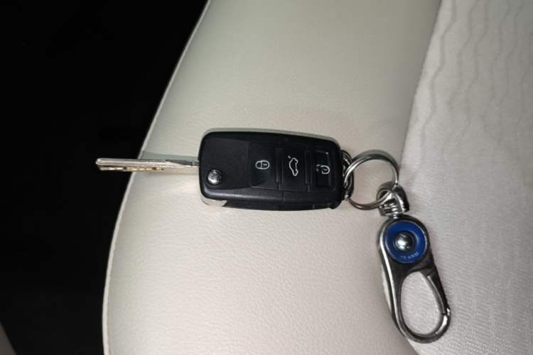 Used Skoda Rapid 2016 1.6L Automatic Chuanxing Edition Vehicle Key
