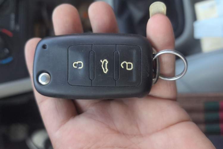 Used Skoda Rapid 2016 1.6L Manual Trend Edition Vehicle Key
