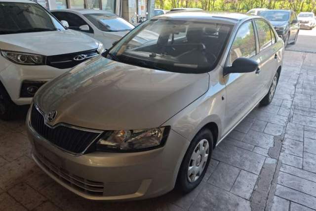 Used Skoda Rapid 2016 1.6L Automatic Front-Wheel Drive Model
