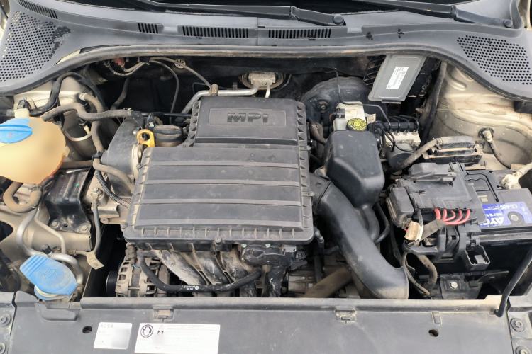 Used Skoda Rapid 2016 1.6L Automatic Chuanxing Edition Engine Bay