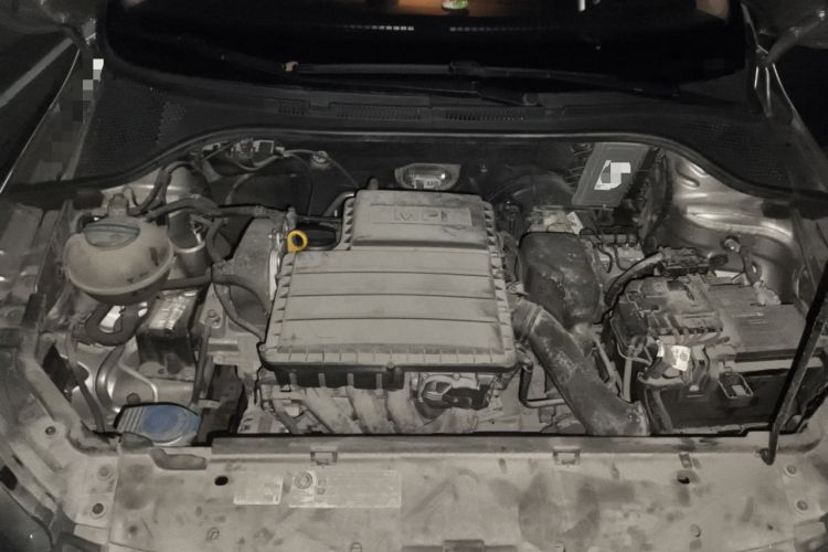 Used Skoda Rapid 2016 1.6L Automatic Chuanxing Edition Engine Bay