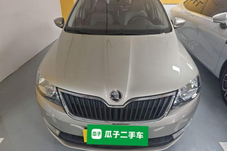 Used Skoda Rapid 2016 1.6L Manual Trend Edition Front