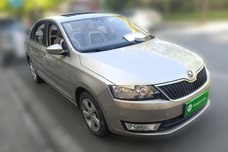 Used Skoda Rapid 2016 1.6L Automatic Chuanxing Edition Front Right 45 Deg
