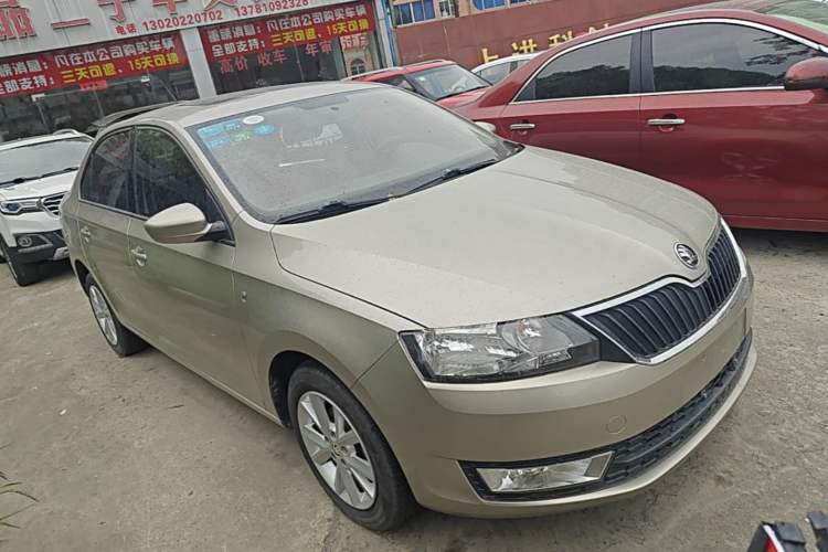 Used Skoda Rapid 2016 1.6L Automatic Chuanxing Edition Front Right 45 Deg