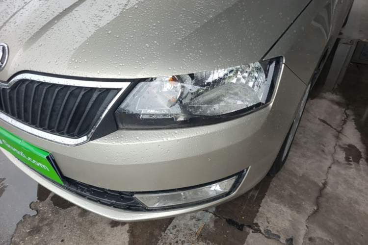 Used Skoda Rapid 2016 1.6L Automatic Chuanxing Edition Left Front Headlight