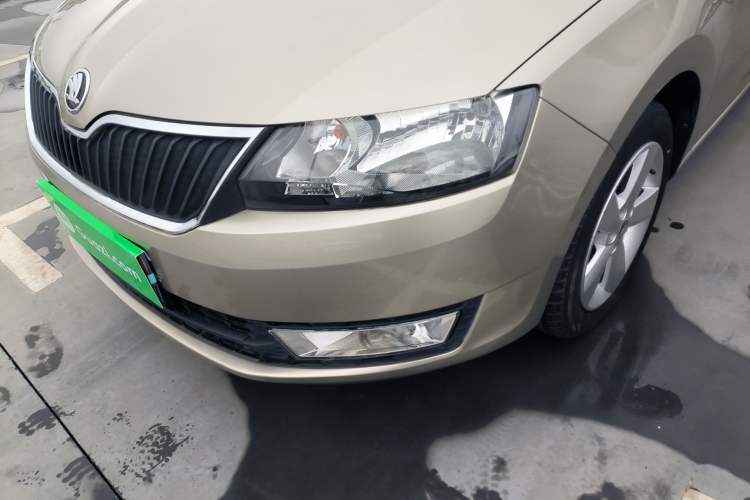 Used Skoda Rapid 2016 1.6L Automatic Chuanxing Edition Left Front Headlight