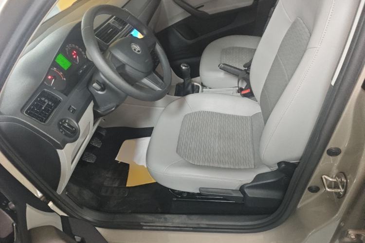 Used Skoda Rapid 2016 1.6L Manual Trend Edition Left Front Seat