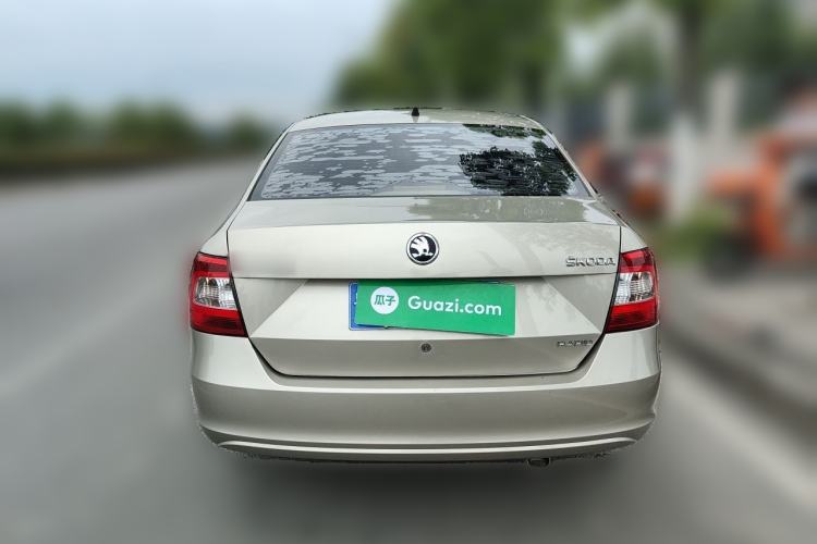 Used Skoda Rapid 2016 1.4L Manual Front-Wheel Drive Model Rear