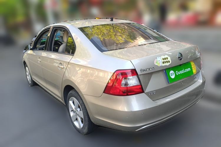 Used Skoda Rapid 2016 1.6L Automatic Chuanxing Edition Rear Left 45 Deg