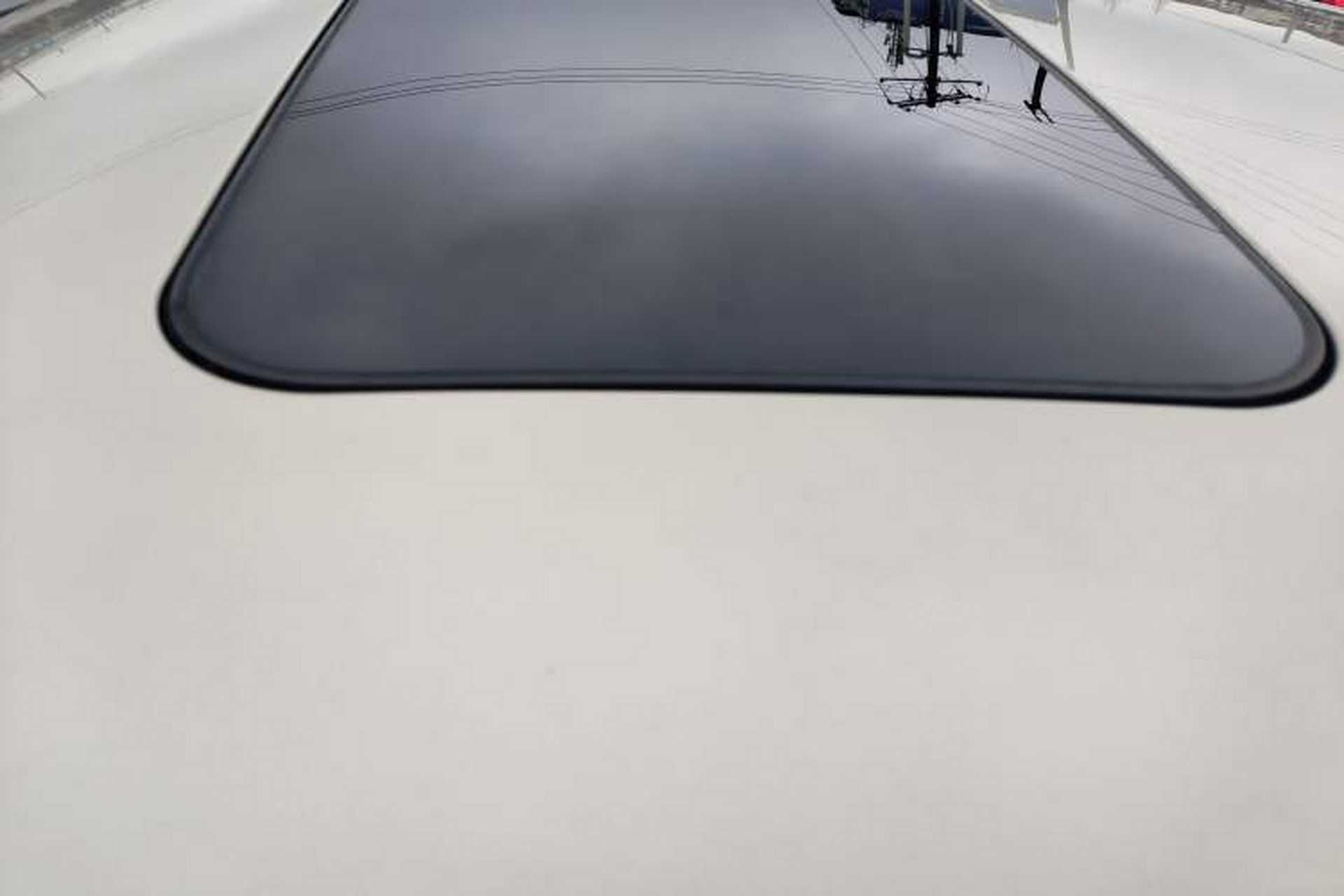 Used Skoda Rapid 2016 1.6L Automatic Chuanxing Edition Roof