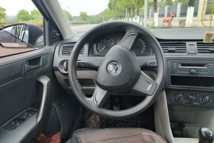 Used Skoda Rapid 2016 1.4L Manual Front-Wheel Drive Model Steering Wheel
