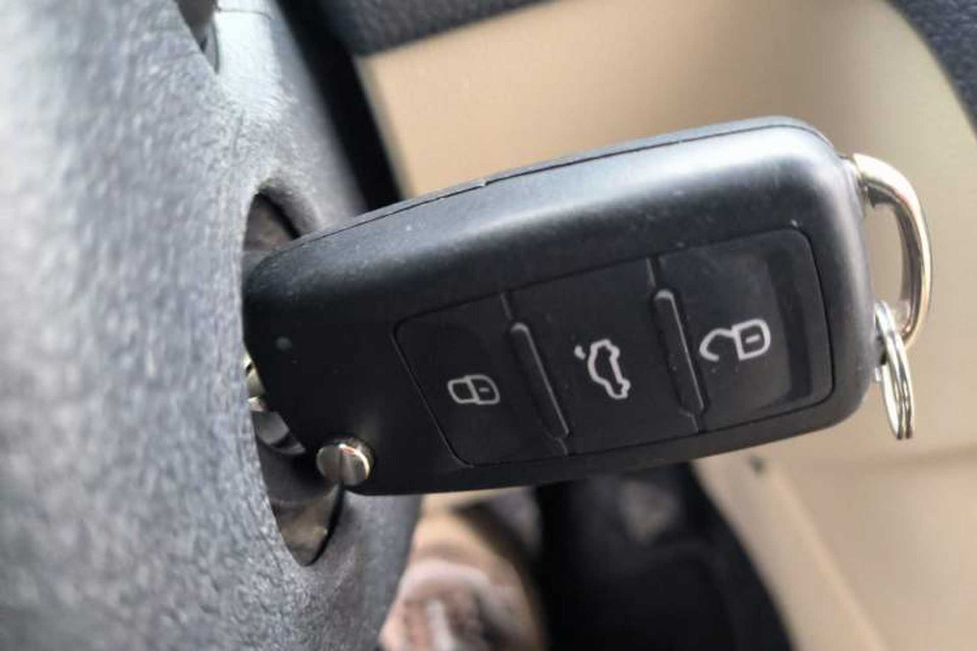 Used Skoda Rapid 2016 1.6L Automatic Chuanxing Edition Vehicle Key
