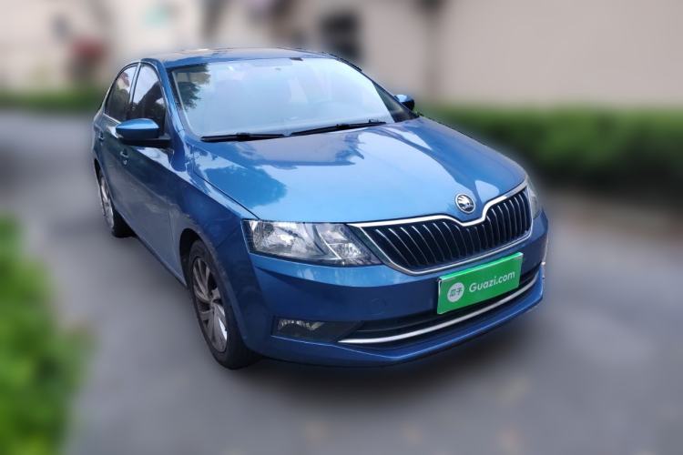 Used Skoda Rapid 2018 1.6L Automatic Comfort Edition Front Right 45 Deg