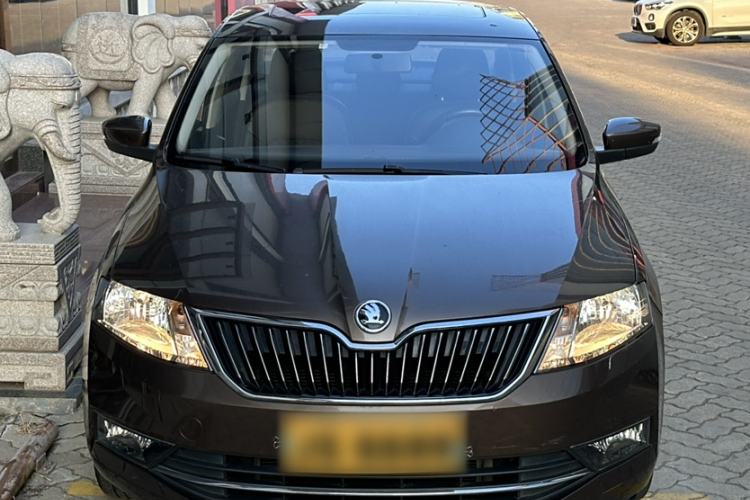 Used Skoda Rapid 2018 1.6L Manual Comfort Edition Exterior 1