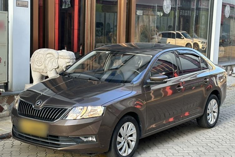 Used Skoda Rapid 2018 1.6L Manual Comfort Edition Exterior 4