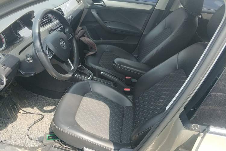 Used Skoda Rapid 2018 1.6L Automatic Comfort Edition Left Front Seat