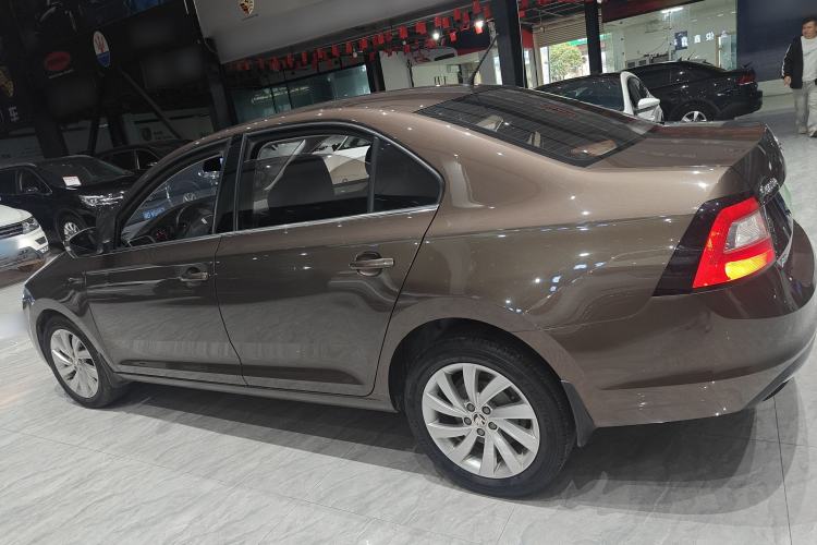 Used Skoda Rapid 2018 1.6L Automatic Comfort Edition Left Side
