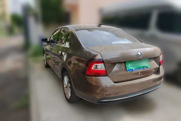 Used Skoda Rapid 2018 1.6L Automatic Comfort Edition Rear Left 45 Deg