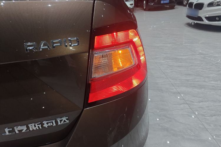 Used Skoda Rapid 2018 1.6L Automatic Comfort Edition Right Rear Taillight