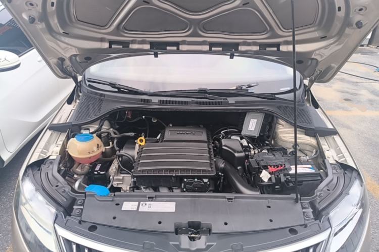 Used Skoda Rapid 2018 1.6L Automatic Comfort Edition Engine Bay