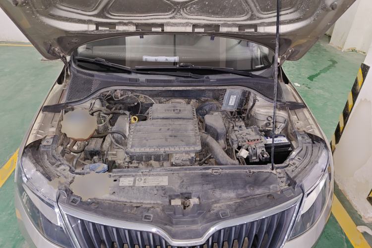 Used Skoda Rapid 2018 1.4L Manual Standard Edition Engine Bay