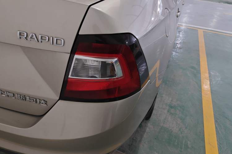 Used Skoda Rapid 2018 1.4L Manual Standard Edition Exterior 6