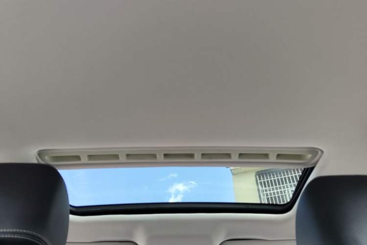 Used Skoda Rapid 2018 1.6L Automatic Comfort Edition Headliner