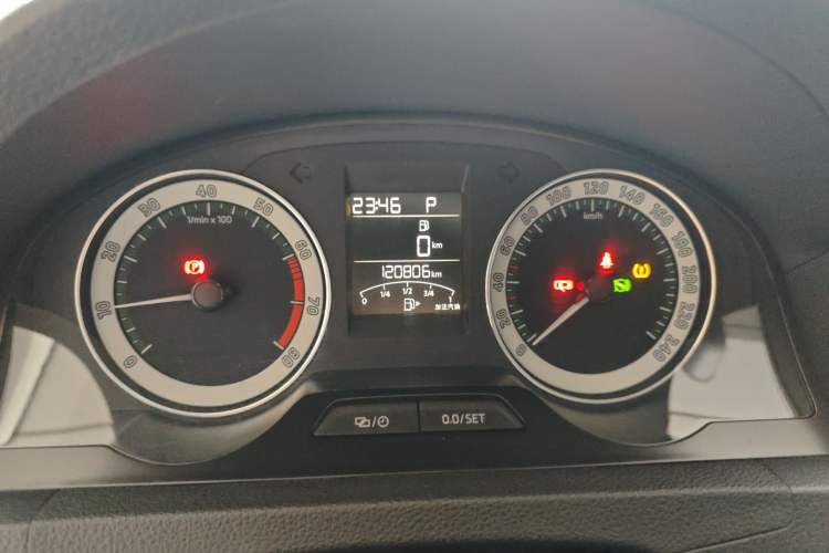 Used Skoda Rapid 2018 1.6L Automatic Comfort Edition Instrument Cluster