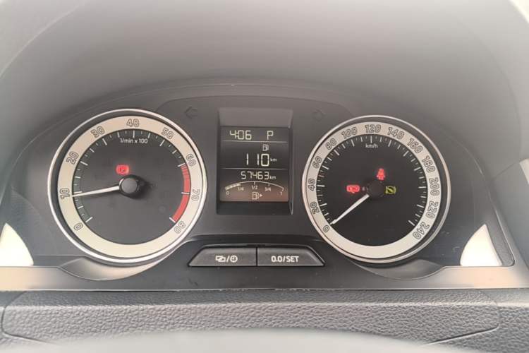 Used Skoda Rapid 2018 1.6L Automatic Comfort Edition Instrument Cluster