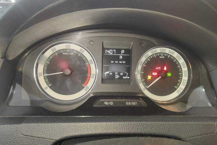 Used Skoda Rapid 2018 1.6L Automatic Comfort Edition Instrument Cluster