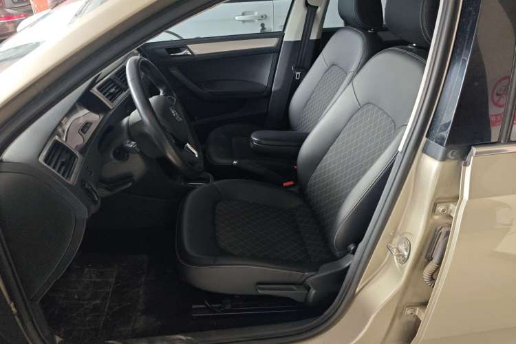 Used Skoda Rapid 2018 1.6L Automatic Comfort Edition Left Front Seat