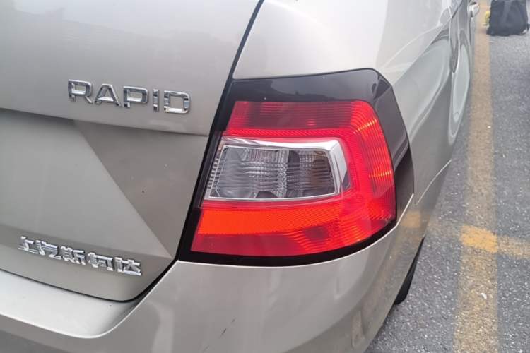 Used Skoda Rapid 2018 1.6L Automatic Comfort Edition Right Rear Taillight