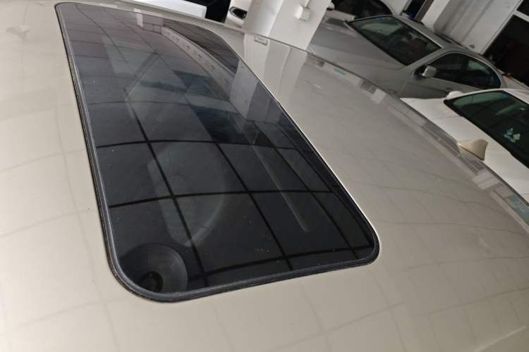 Used Skoda Rapid 2018 1.6L Automatic Comfort Edition Roof