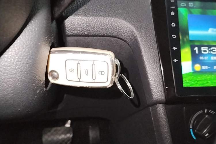 Used Skoda Rapid 2018 1.6L Automatic Comfort Edition Vehicle Key
