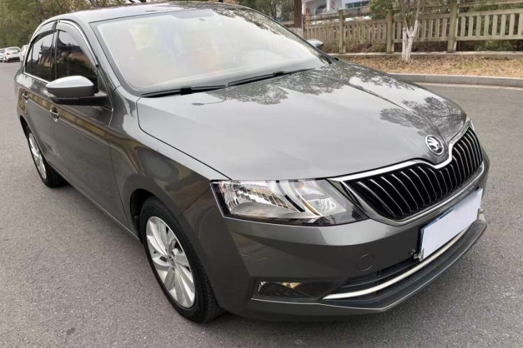 Used Skoda Rapid 2018 1.6L Manual Comfort Edition Exterior 8