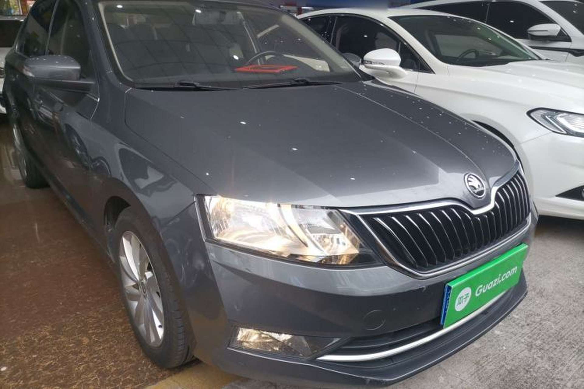 Used Skoda Rapid 2018 1.6L Automatic Comfort Edition Front Right 45 Deg