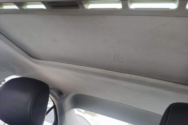 Used Skoda Rapid 2018 1.6L Automatic Comfort Edition Headliner