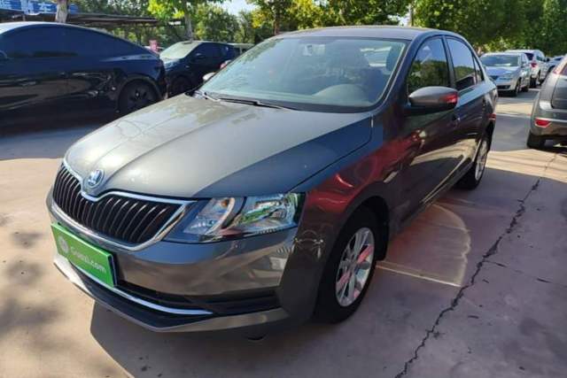 Skoda Rapid 2018 1.6L Manual Standard Edition usado