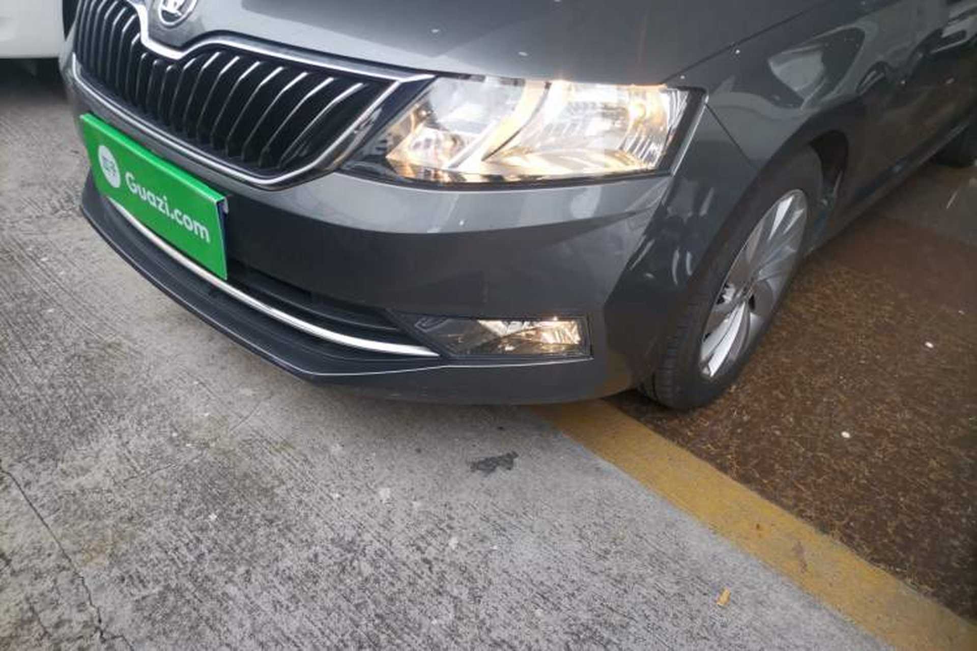 Used Skoda Rapid 2018 1.6L Automatic Comfort Edition Left Front Headlight