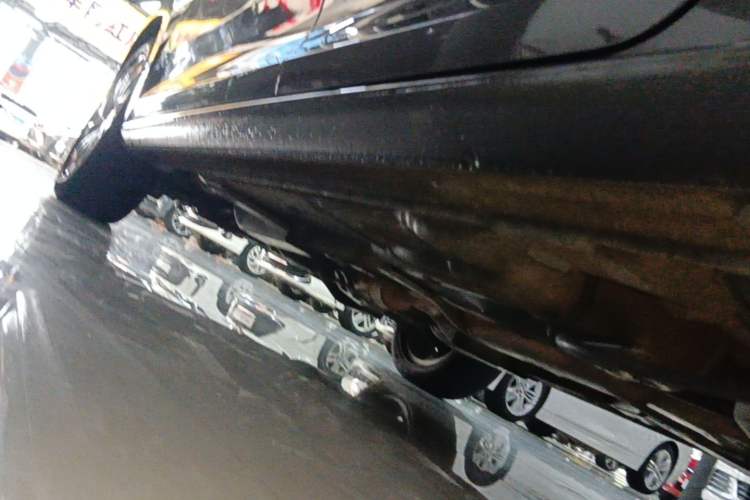 Used Skoda Rapid 2018 1.6L Automatic Comfort Edition Left Side Sill