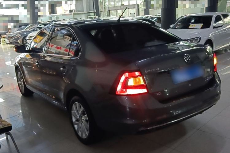 Used Skoda Rapid 2018 1.6L Automatic Comfort Edition Rear Left 45 Deg